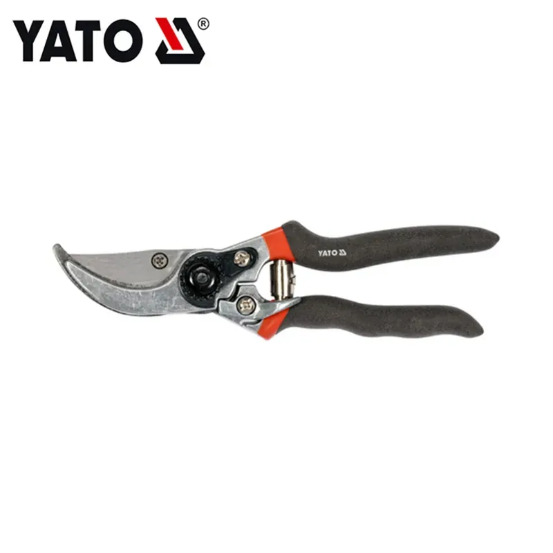 YATO YT-8800, By-Pass Pruner of 205 mm Length, Used for Pruning Purposes in Gardens, Orchards