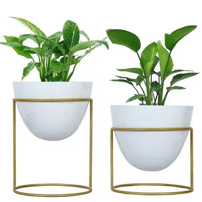 Ecofynd White Decorative Modern Indoor Planter with Stand, Decorative Modern Indoor Planter (Pack of 2)