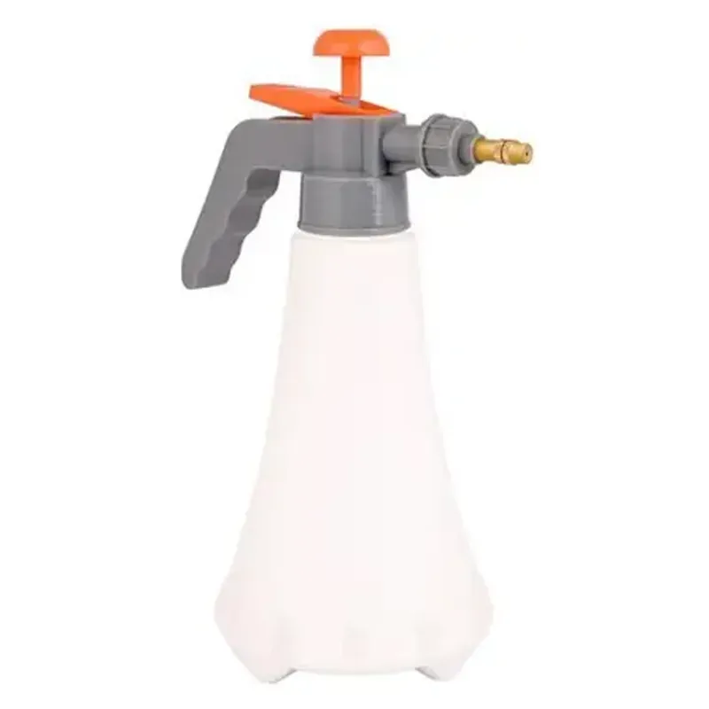 Giga Watts Oriley Manual Garden Spray Water Pressure Pump Water Bottle with Nozzle 1 L Hand Held Sprayer (Pack of 1)