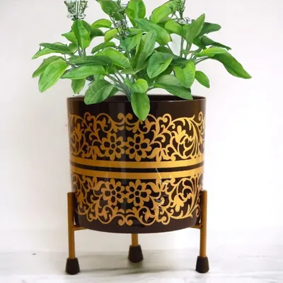 Beautiful Pot with Golden Print Stylish and Durable Decorative Accent for Home & Office, Height 8 cm