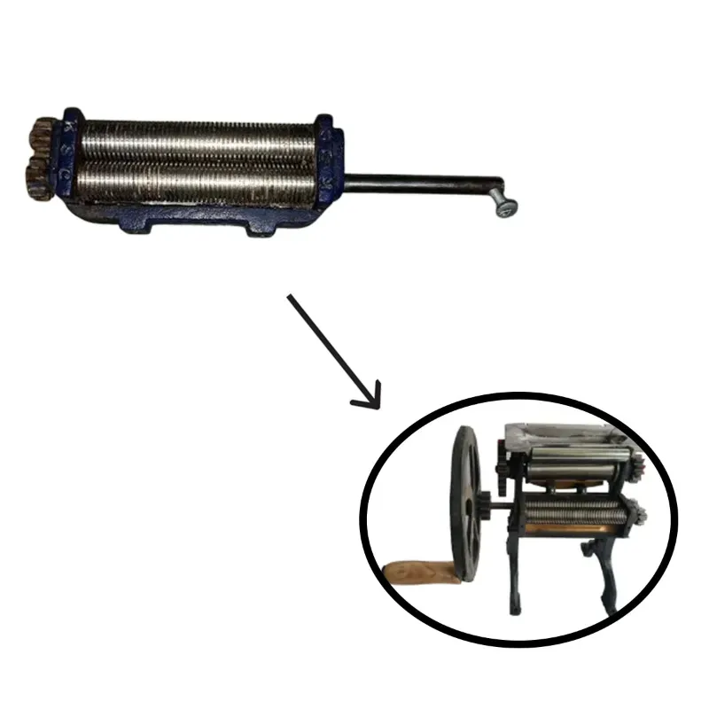 SS Big Cutter for Heavy Duty Hand Operated 6.5 Inch Roller Noodles Making Machine, 20 kg/hr