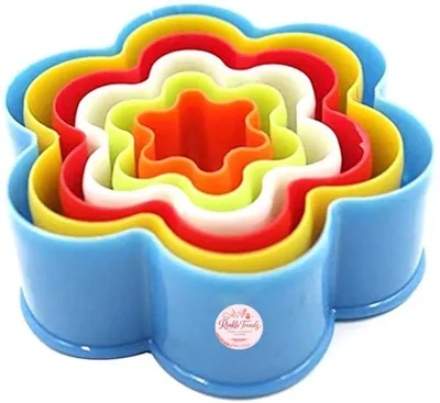 Rinkle Trendz Set of 5 Plastic Flower Cookie Cutter Set, Random Colors, for Fondant, Cupcakes, Cakes, and Biscuits