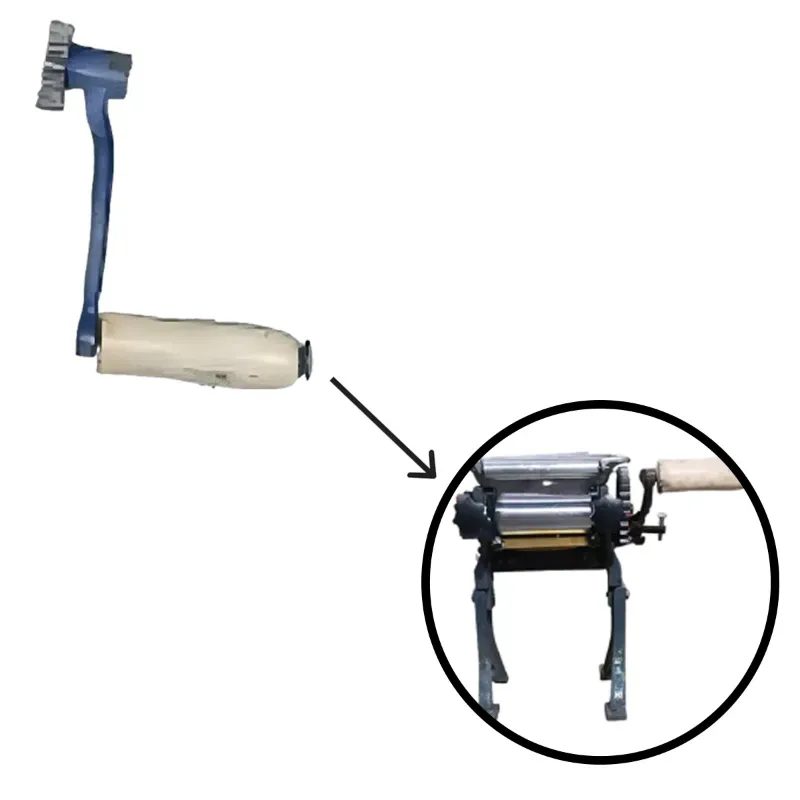 Cast Iron Handle for Domestic Hand Operated 4.75 Inch Noodles/Momos Roti (Skin) Maker, 12 kg/Hr
