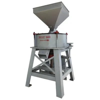 Commercial 18 Inch Horizontal Bolt Type Flour Mill/Atta Chakki 75 kg/hr with V-Belt Pulley, Without Motor