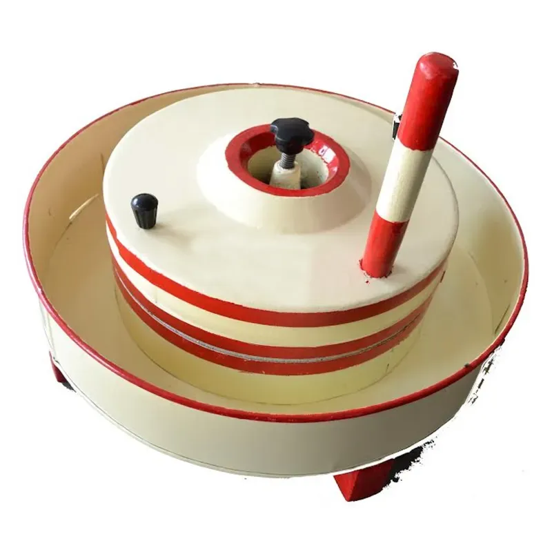 Domestic Mild Steel Traditional Hand Operated Flour Mill, 2 – 3 kg, 40 cm