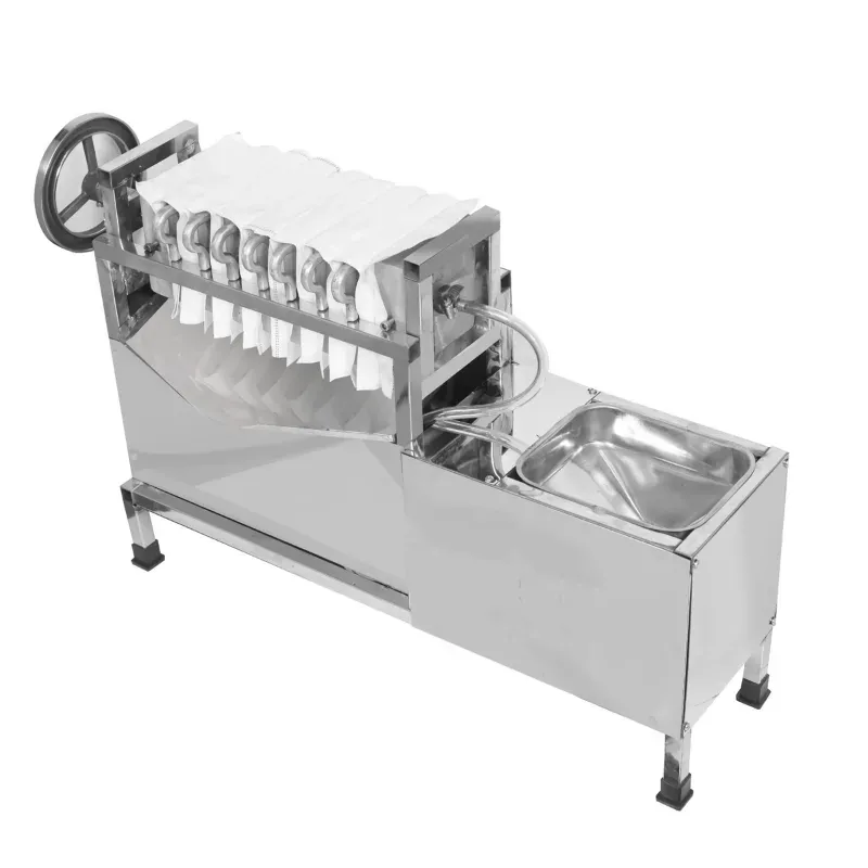 9 Plates Oil Filter Machine with 12-14 Litre/hour Capacity